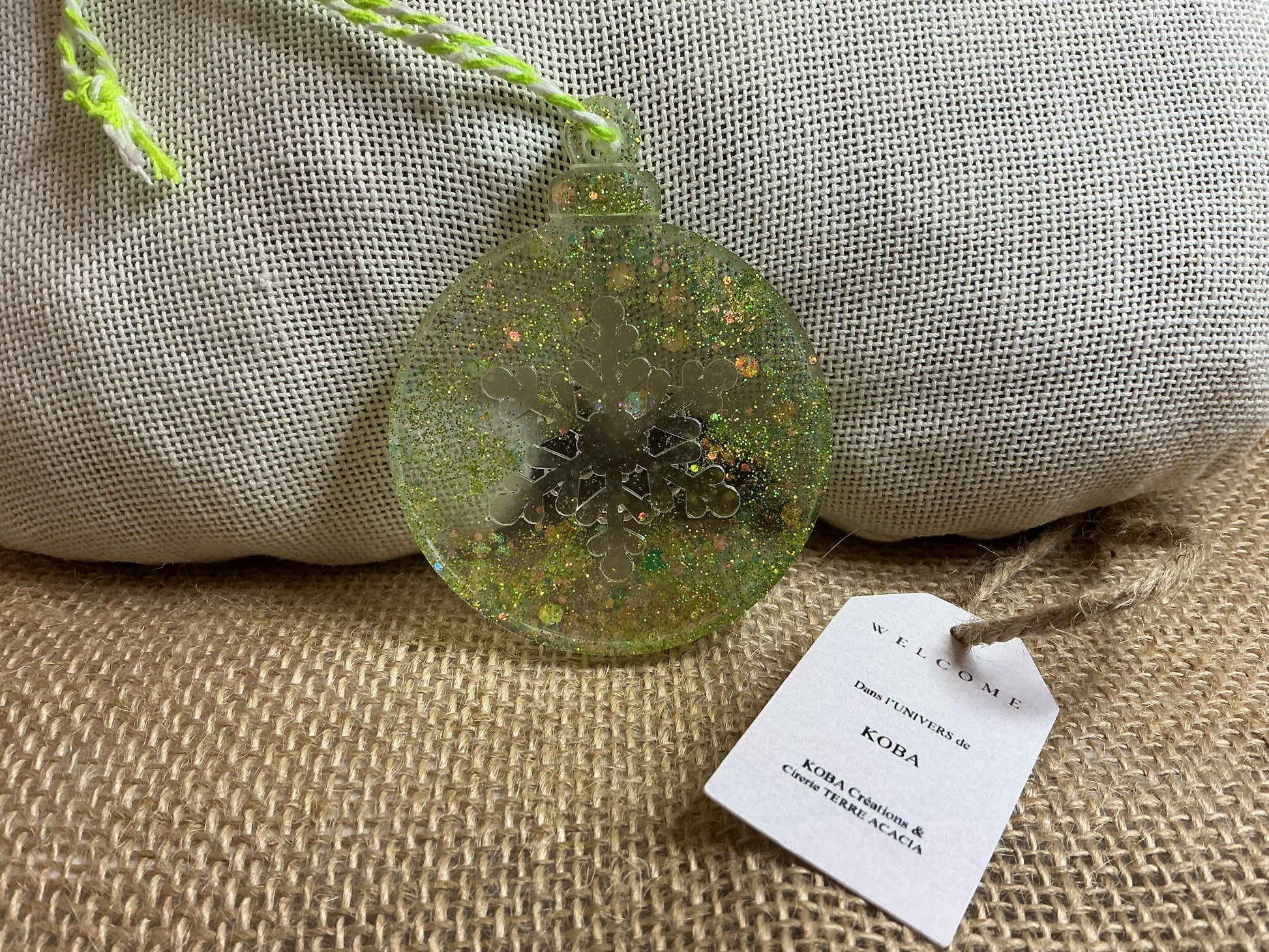 Boule avec Flocon  Vert  et Transparent