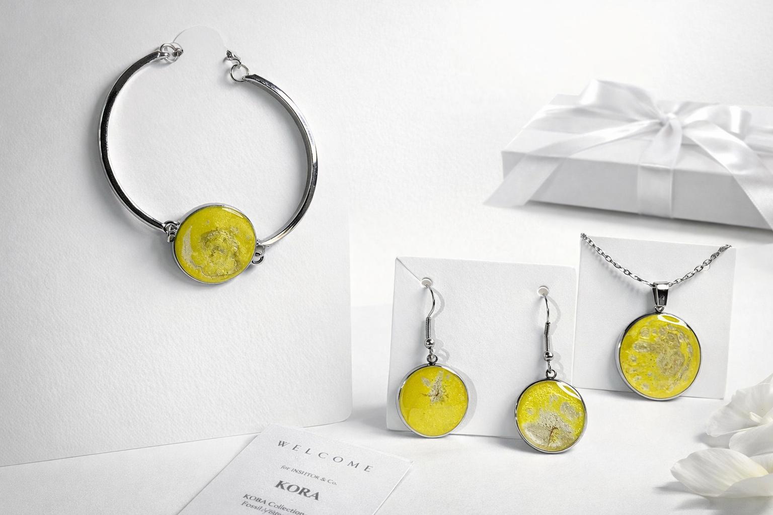 Parure Jaune et Blanche